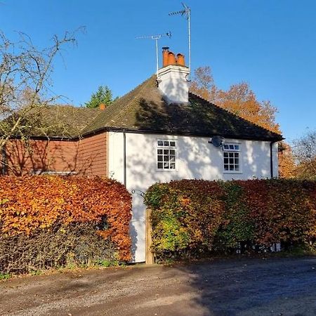 Charming 3 Bed Cottage With Beautiful Rural Views Southwater Exterior foto